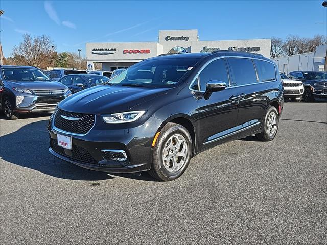 2023 Chrysler Pacifica Limited AWD
