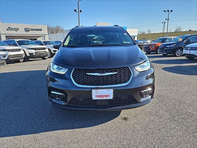 2023 Chrysler Pacifica Limited AWD