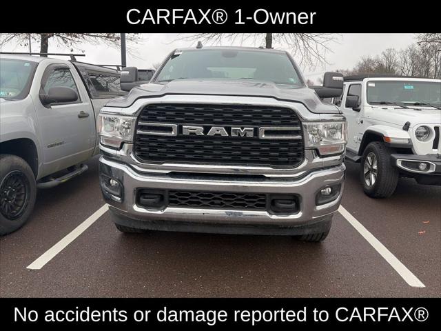 2024 RAM 2500 Big Horn Crew Cab 4x4 64 Box 2024 RAM 2500 Big Horn Crew Cab 4x4 64 Box