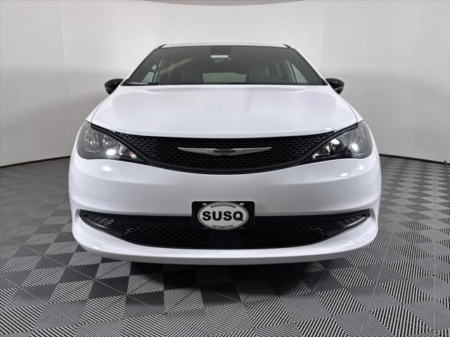 2026 Chrysler Voyager VOYAGER LX