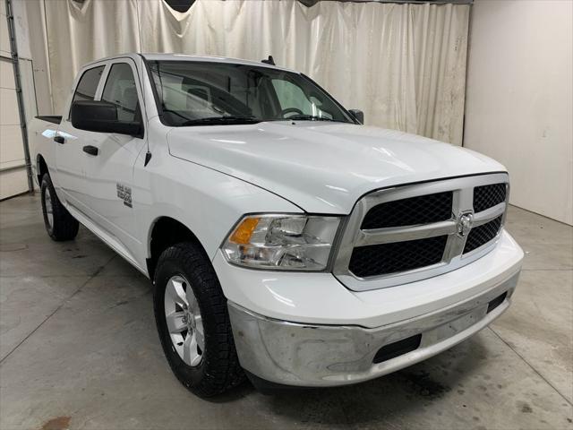 2023 RAM 1500 Classic SLT Crew Cab 4x4 57 Box 2023 RAM 1500 Classic SLT Crew Cab 4x4 57 Box