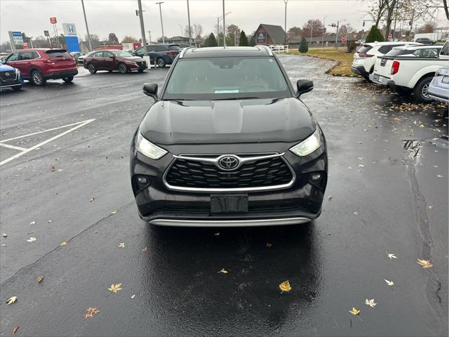 2021 Toyota Highlander Platinum 2021 Toyota Highlander Platinum