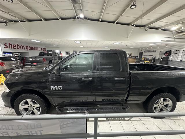 2017 RAM 1500 Express Quad Cab 4x4 64 Box
