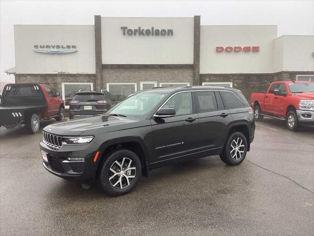 2023 Jeep Grand Cherokee Limited 4x4 2023 Jeep Grand Cherokee Limited 4x4