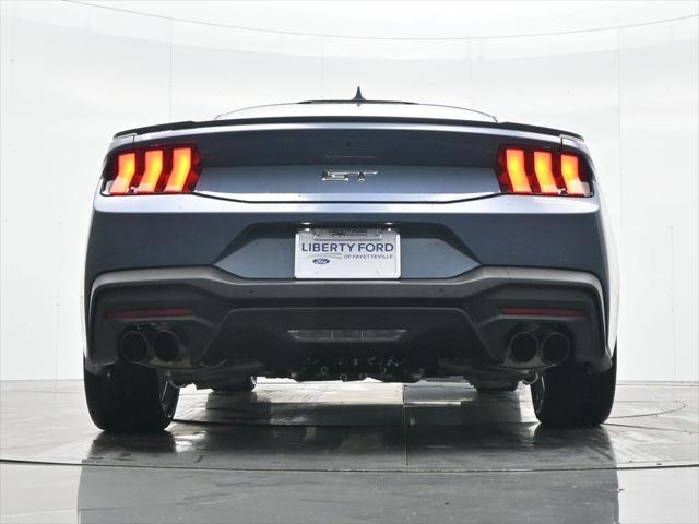 2026 Ford Mustang GT Premium Fastback