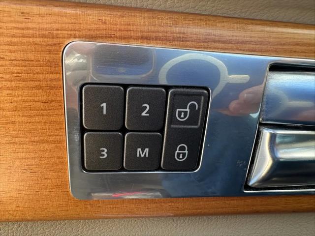 2012 Land Rover LR4 HSE Luxury