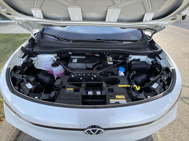 2025 Volkswagen ID.4 AWD Pro