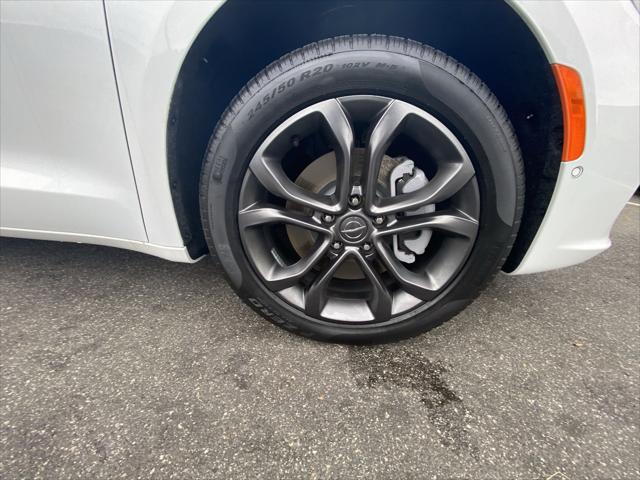 2026 Chrysler Pacifica Select AWD