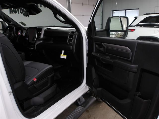 2026 Ram 3500 Tradesman/Big Horn