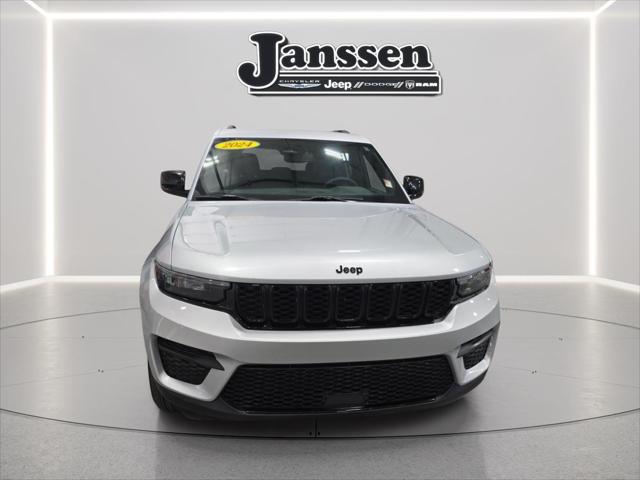 2024 Jeep Grand Cherokee Altitude 4x4