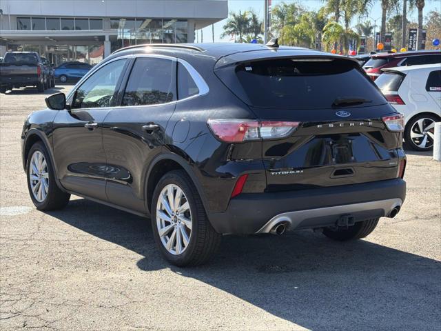 2022 Ford Escape Titanium Hybrid