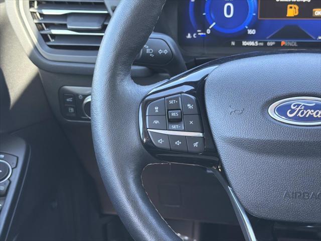 2022 Ford Escape Titanium Hybrid