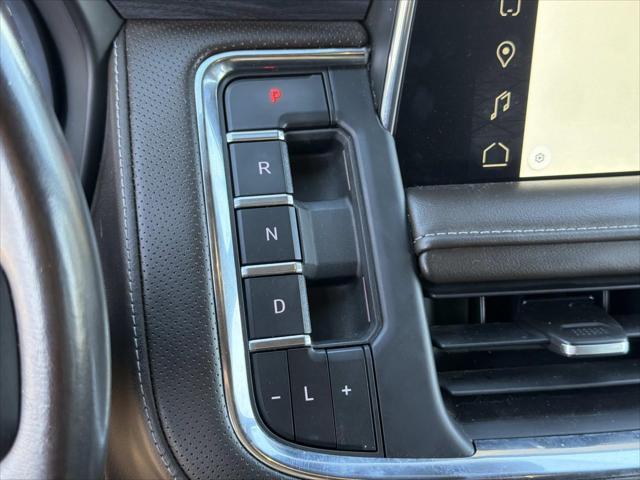 2023 GMC Yukon XL 4WD SLT