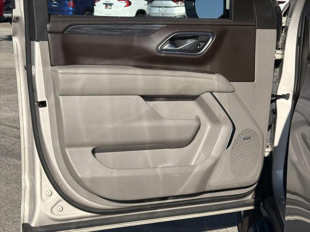 2023 GMC Yukon XL 4WD SLT