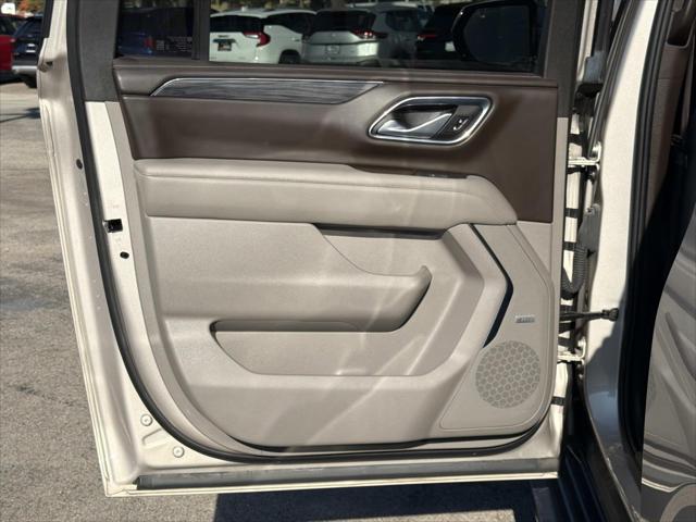 2023 GMC Yukon XL 4WD SLT