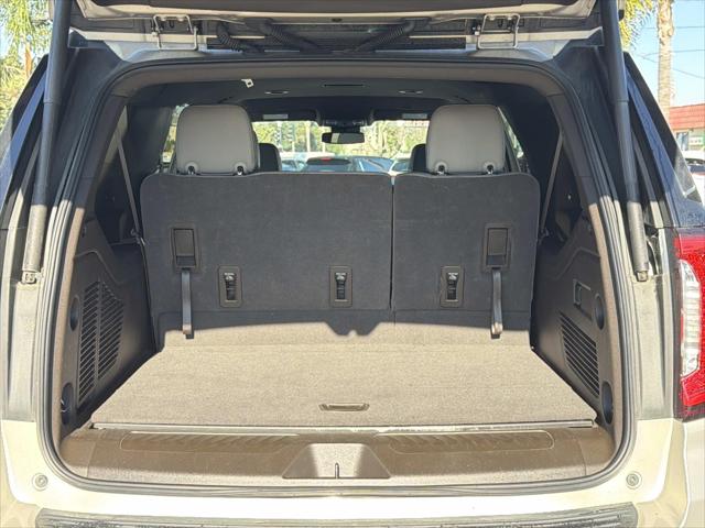 2023 GMC Yukon XL 4WD SLT