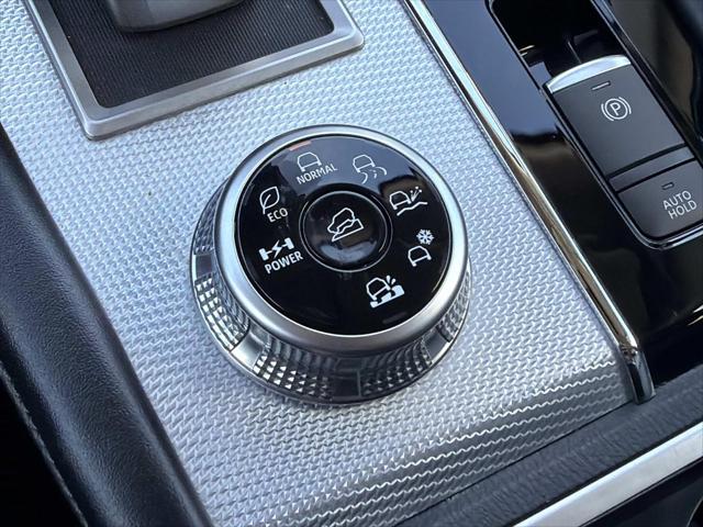 2023 Mitsubishi Outlander PHEV 40th Anniversary S-AWC