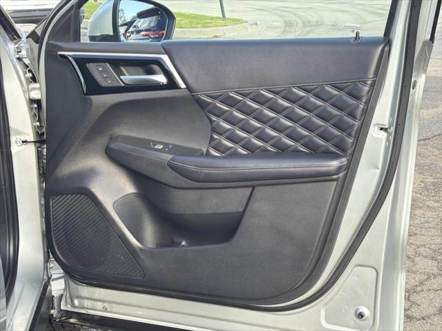 2023 Mitsubishi Outlander PHEV 40th Anniversary S-AWC
