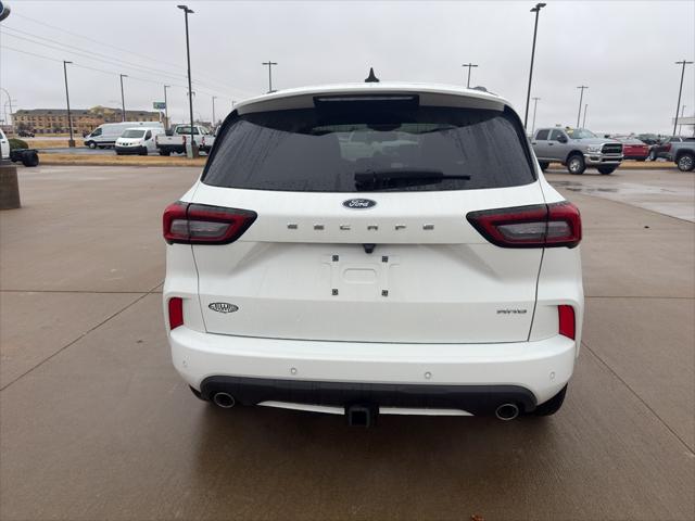 2023 Ford Escape ST-Line Elite