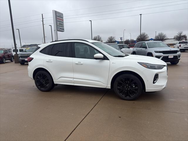 2023 Ford Escape ST-Line Elite