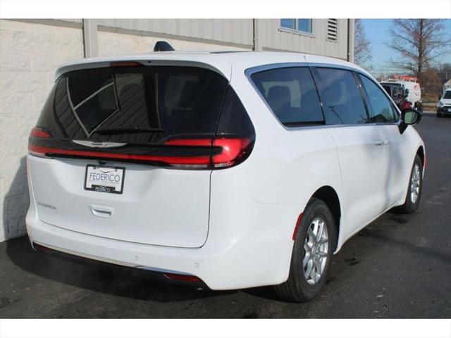 2026 Chrysler Pacifica PACIFICA SELECT