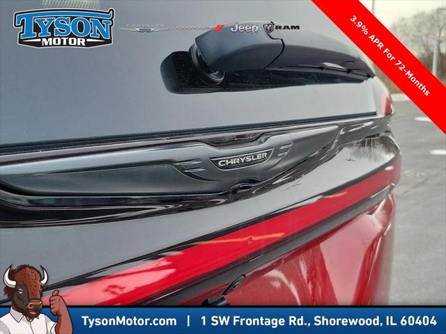 2026 Chrysler Pacifica Select