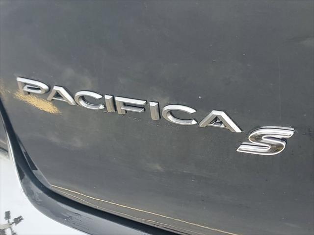 2026 Chrysler Pacifica Select AWD