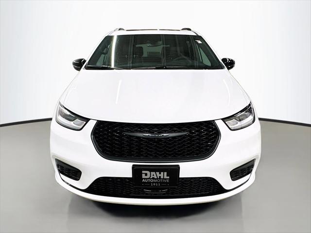 2026 Chrysler Pacifica PACIFICA LIMITED AWD