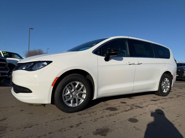 2026 Chrysler Voyager VOYAGER LX