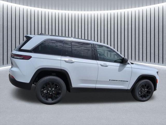2026 Jeep Grand Cherokee Altitude 4x4