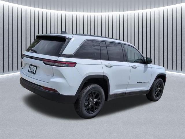 2026 Jeep Grand Cherokee Altitude 4x4