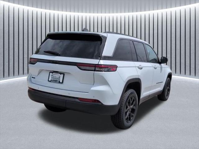 2026 Jeep Grand Cherokee Altitude 4x4