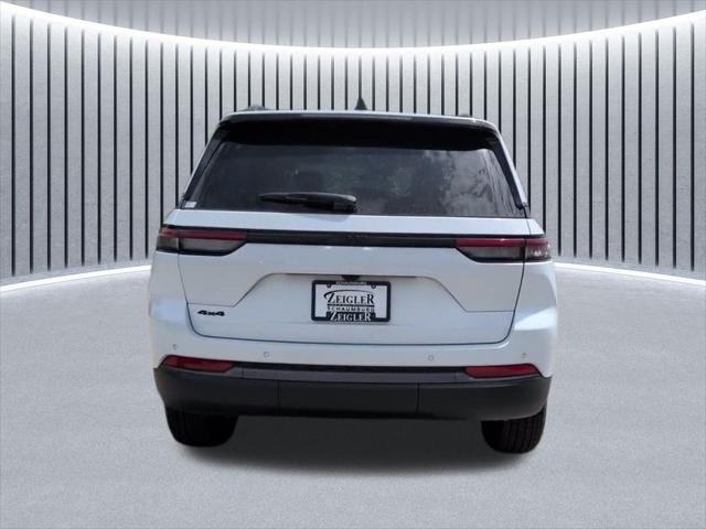 2026 Jeep Grand Cherokee Altitude 4x4