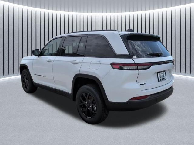 2026 Jeep Grand Cherokee Altitude 4x4