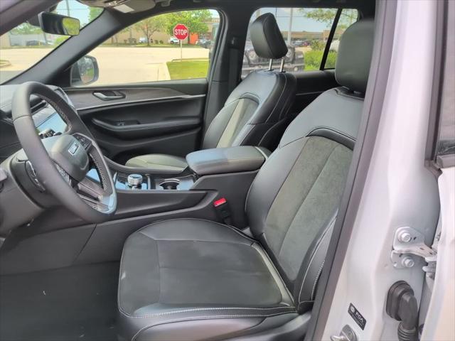 2026 Jeep Grand Cherokee Altitude 4x4