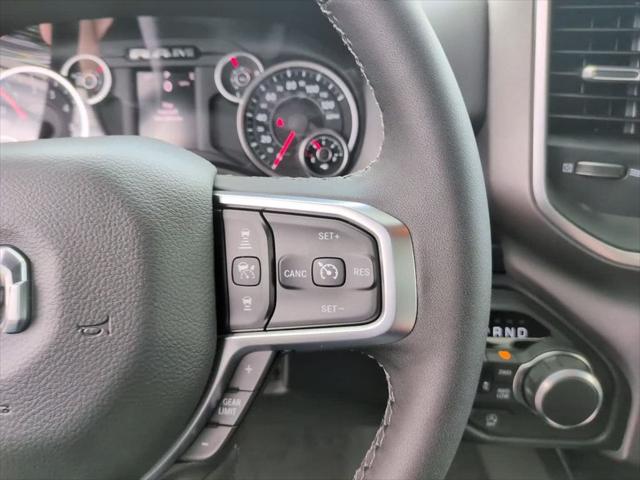 2026 Ram 1500 Big Horn Crew Cab 4x4 5'7" Box