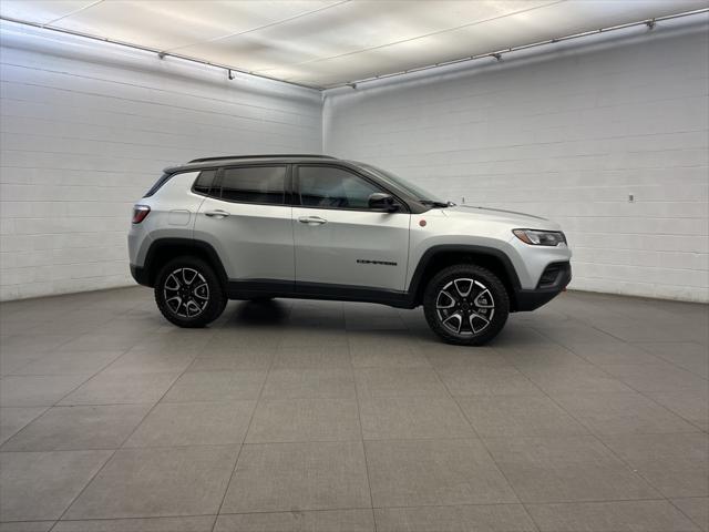 2026 Jeep Compass COMPASS TRAILHAWK 4X4