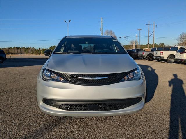 2026 Chrysler Voyager VOYAGER LX