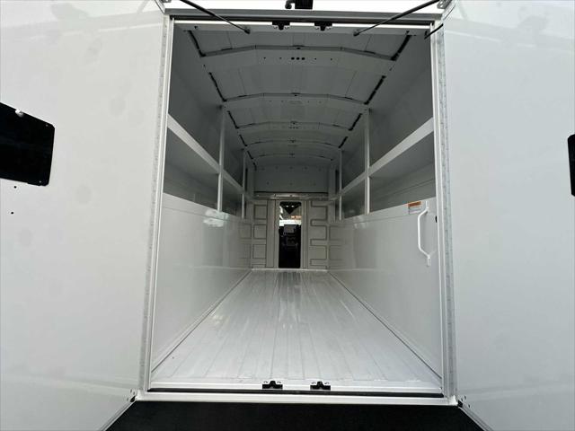 2025 Ford Transit Cutaway Unknown