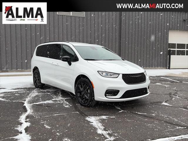 2026 Chrysler Pacifica PACIFICA SELECT AWD