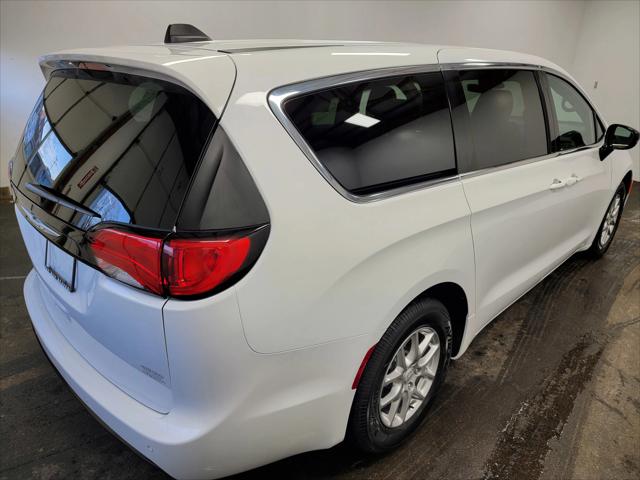 2026 Chrysler Voyager VOYAGER LX