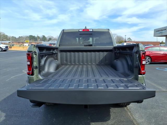 2026 Ram 1500 Big Horn Crew Cab 4x2 5'7" Box