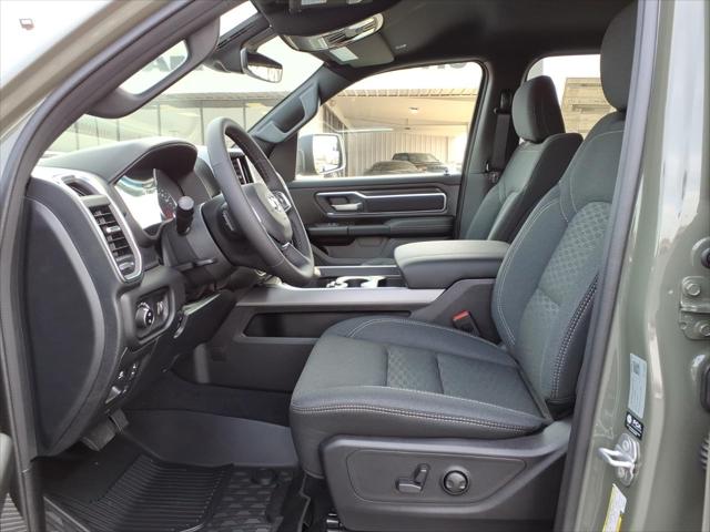 2026 Ram 1500 Big Horn Crew Cab 4x2 5'7" Box