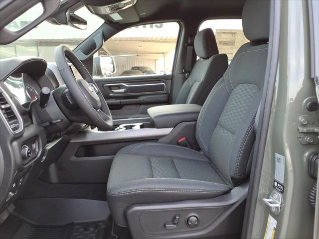 2026 Ram 1500 Big Horn Crew Cab 4x2 5'7" Box