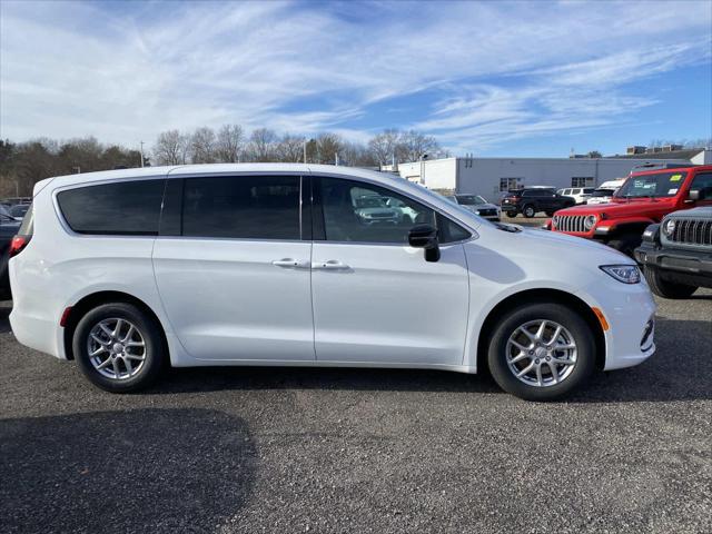 2026 Chrysler Pacifica PACIFICA SELECT