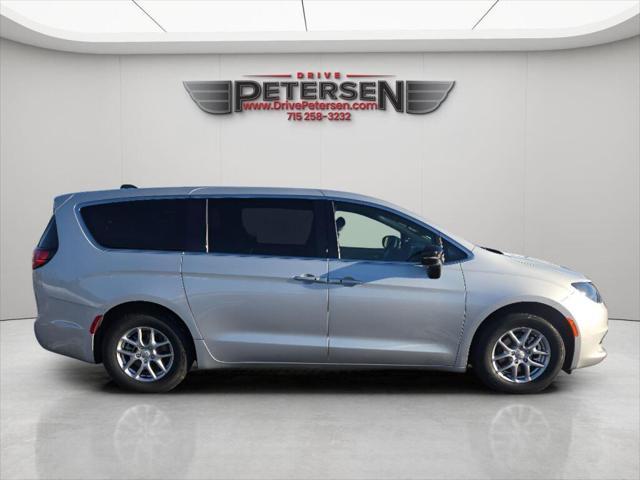 2026 Chrysler Voyager VOYAGER LX