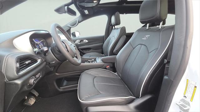 2026 Chrysler Pacifica PACIFICA LIMITED AWD