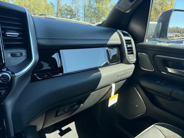 2026 Ram 1500 Laramie Crew Cab 4x4 5'7" Box