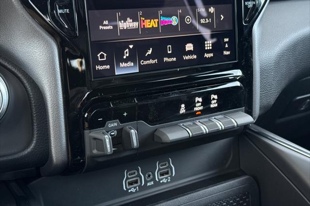 2026 Ram 1500 Laramie Crew Cab 4x4 5'7" Box
