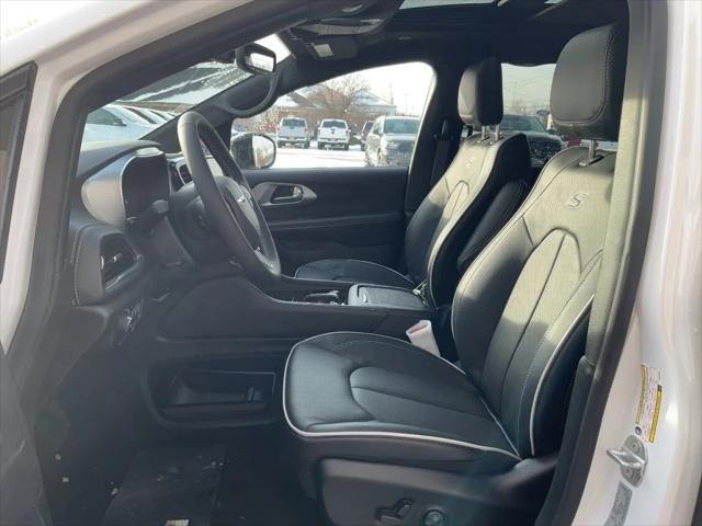 2026 Chrysler Pacifica Limited AWD